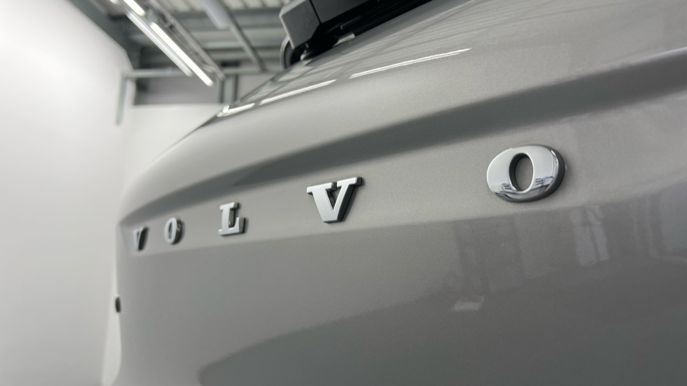 Used Volvo XC40 2024 for sale - 75763731: Photo 37