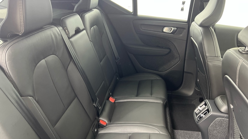 Used Volvo XC40 2024 for sale - 75763731: Photo 6