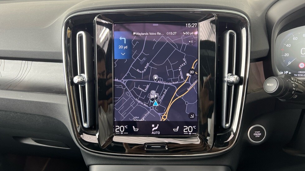 Used Volvo XC40 2023 for sale - 78022285: Photo 18