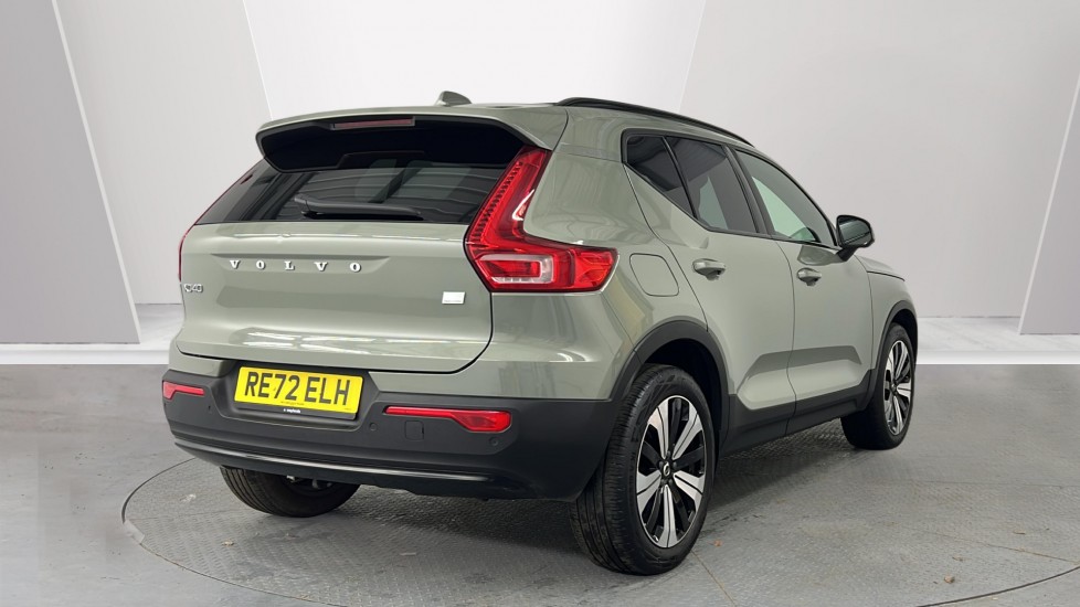 Used Volvo XC40 2023 for sale - 78022285: Photo 2