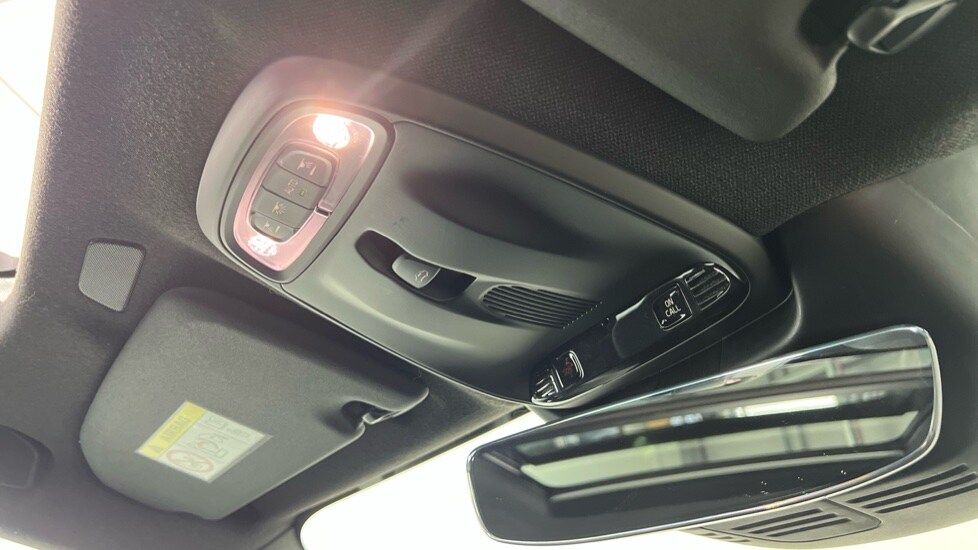 Used Volvo XC40 2023 for sale - 78022285: Photo 28