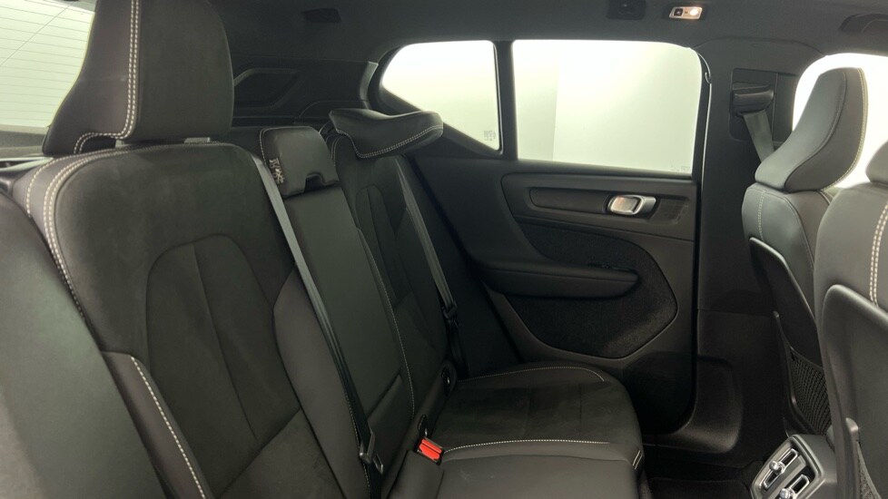 Used Volvo XC40 2023 for sale - 78022285: Photo 6