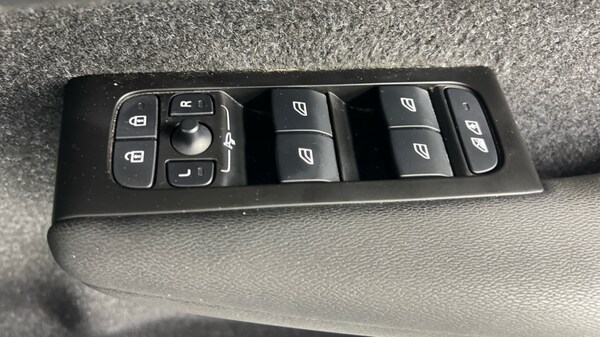 Used Volvo XC40 2021 for sale - 76203729: Photo 23