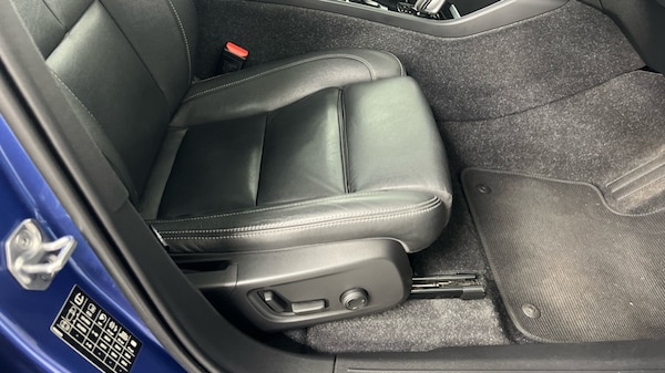 Used Volvo XC40 2021 for sale - 76203729: Photo 29