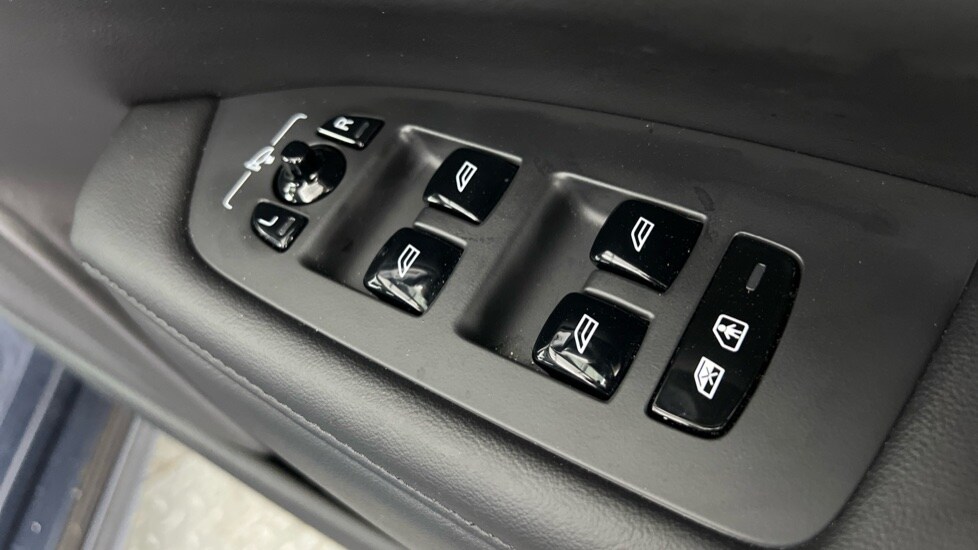 Used Volvo V90 2022 for sale - 76722201: Photo 22