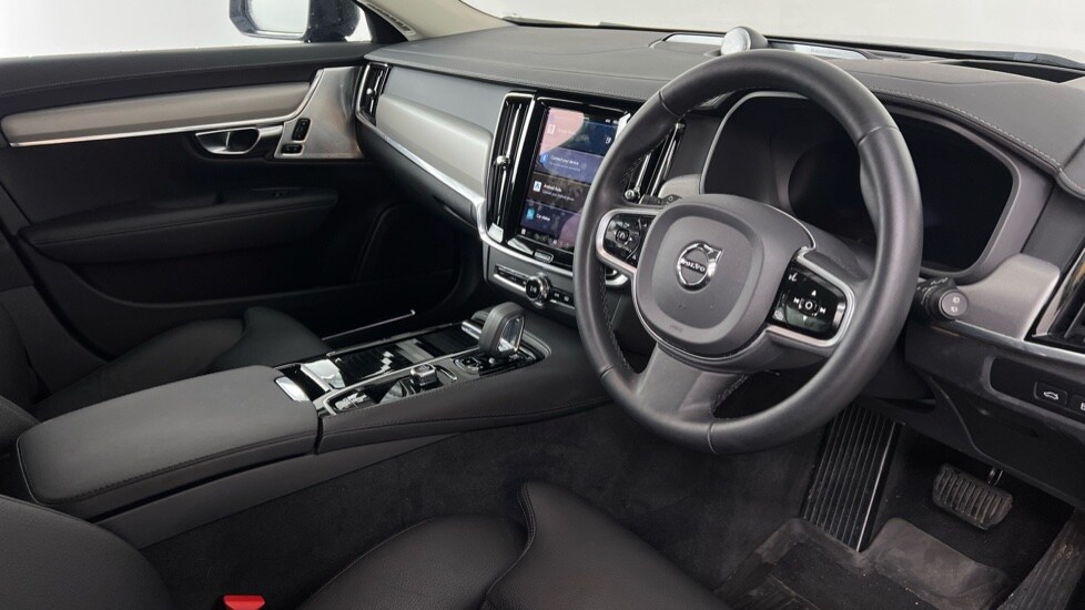 Used Volvo V90 2022 for sale - 76722201: Photo 4