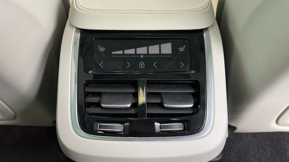 Used Volvo XC90 2024 for sale - 77499562: Photo 39