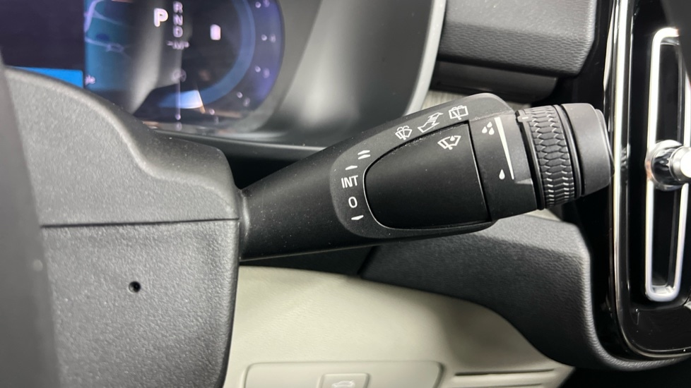 Used Volvo XC40 2022 for sale - 76552479: Photo 21