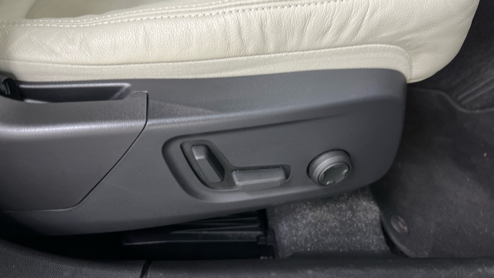 Used Volvo XC40 2022 for sale - 76552479: Photo 28