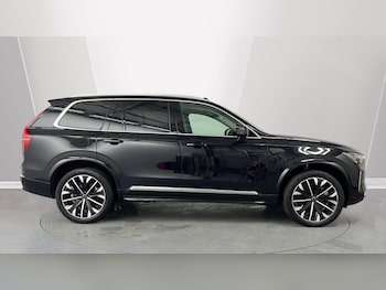 Used Volvo XC90 2025 for sale - 77917997: Photo
