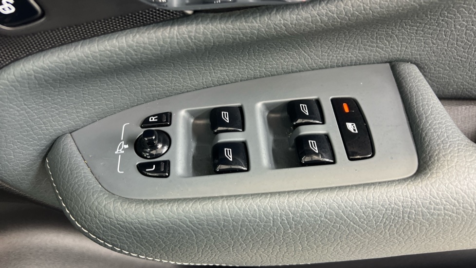 Used Volvo XC90 2021 for sale - 77600447: Photo 24