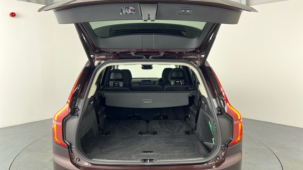 Used Volvo XC90 2025 for sale - 76003637: Photo 13
