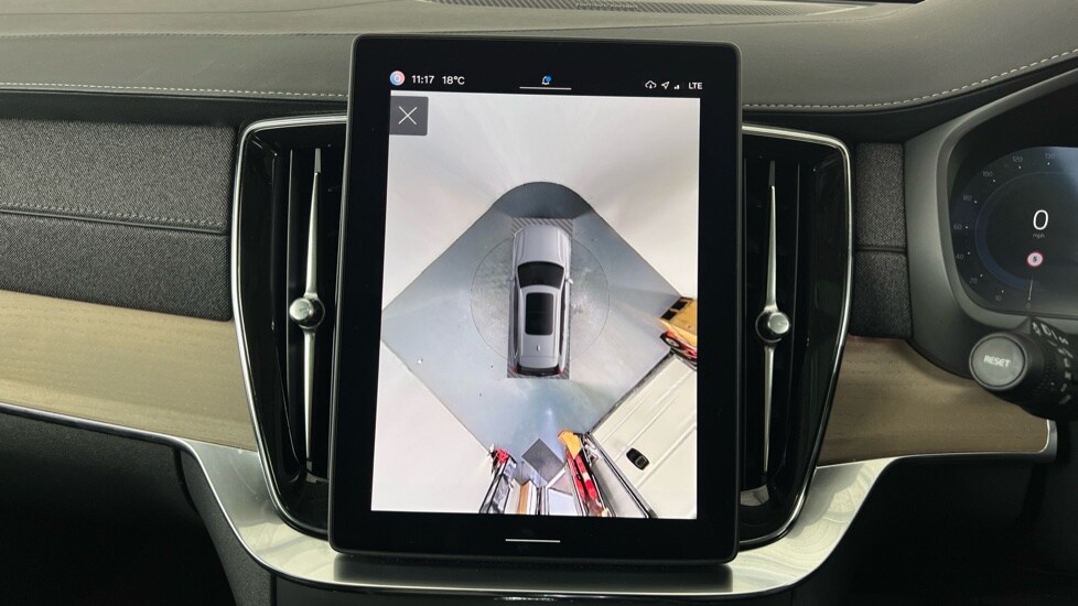 Used Volvo XC90 2025 for sale - 76003637: Photo 17