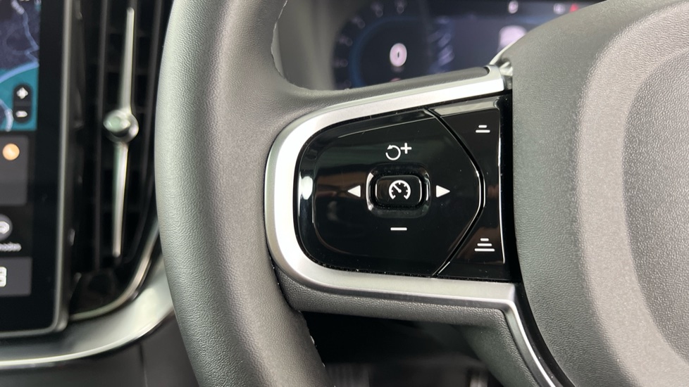 Used Volvo XC90 2025 for sale - 76003637: Photo 19