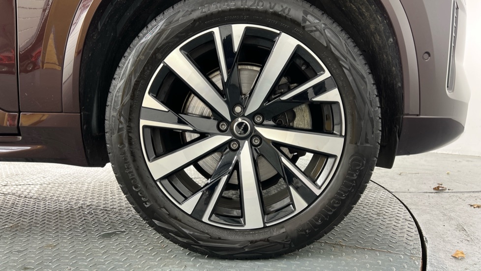 Used Volvo XC90 2025 for sale - 76003637: Photo 9