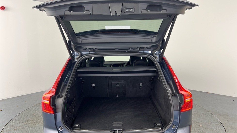 Used Volvo XC60 2022 for sale - 76523508: Photo 13