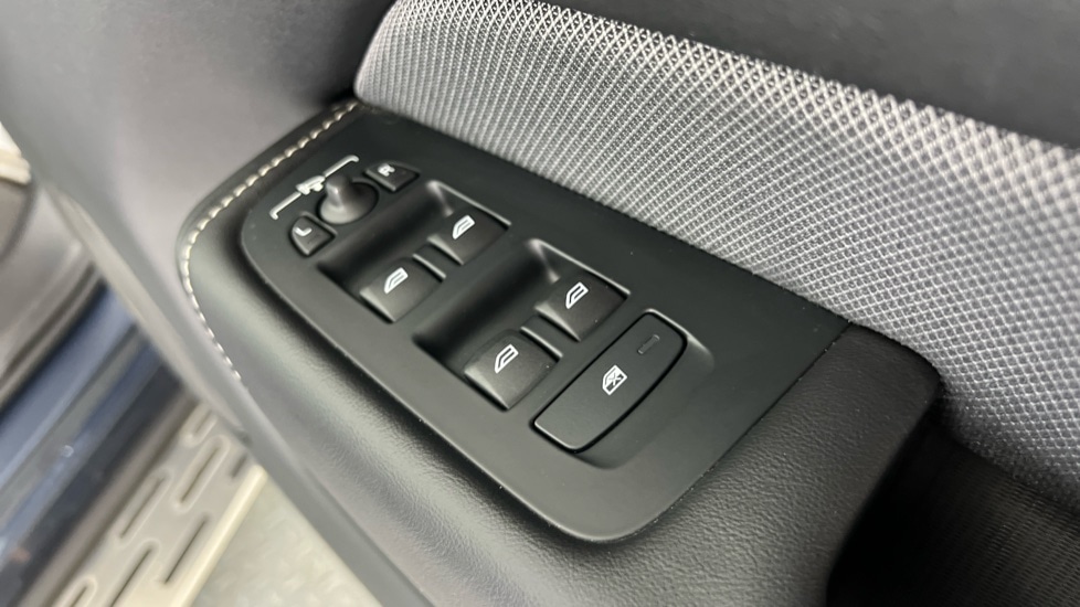 Used Volvo XC60 2022 for sale - 76523508: Photo 22