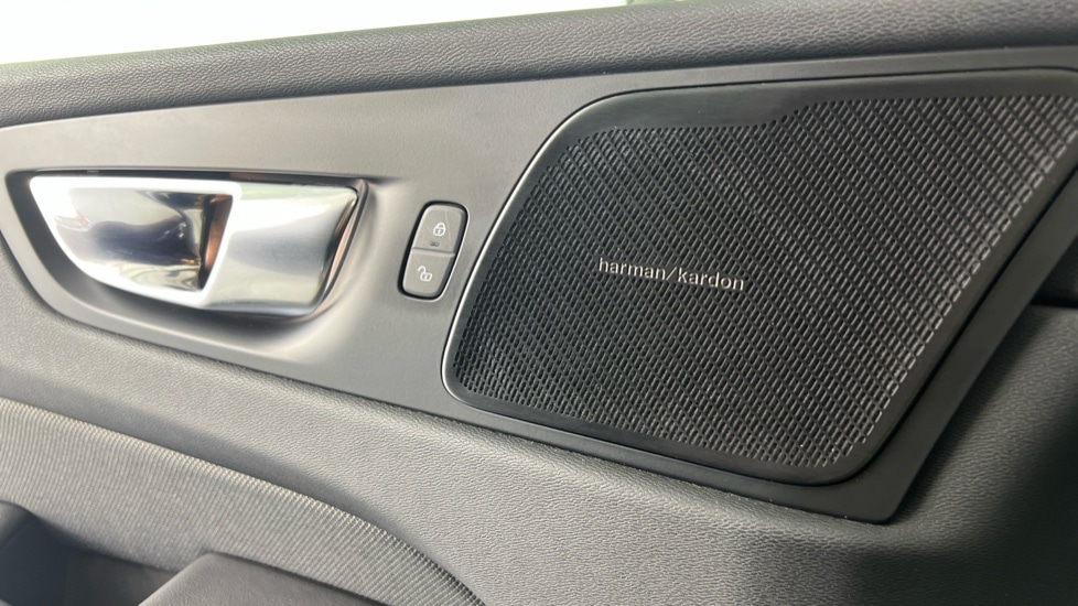 Used Volvo XC60 2022 for sale - 76523508: Photo 42