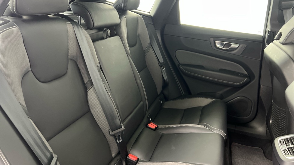 Used Volvo XC60 2022 for sale - 76523508: Photo 6