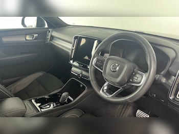 Used Volvo XC40 2021 for sale - 78617903: Photo