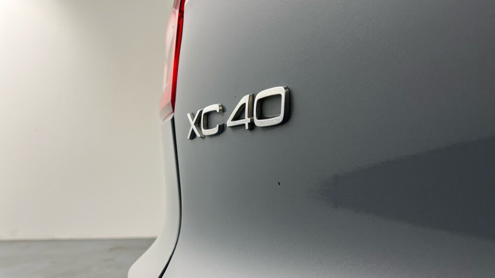 Used Volvo XC40 2022 for sale - 77927365: Photo 41