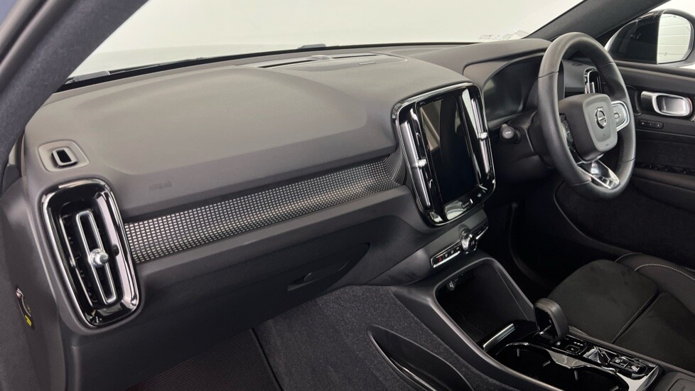 Used Volvo XC40 2022 for sale - 77927365: Photo 47