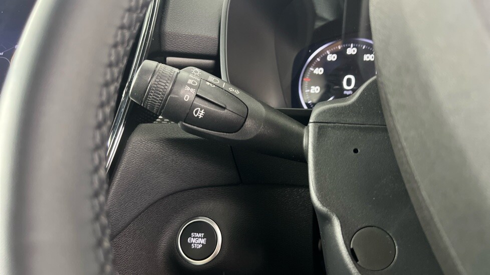 Used Volvo XC40 2021 for sale - 78123084: Photo 20