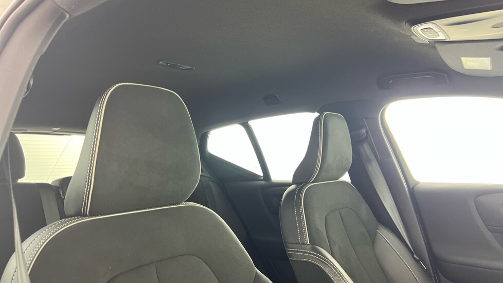 Used Volvo XC40 2021 for sale - 78123084: Photo 31