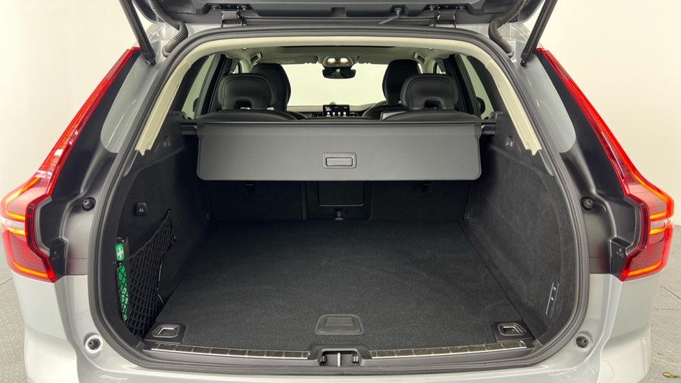 Used Volvo XC60 2025 for sale - 75967079: Photo 13