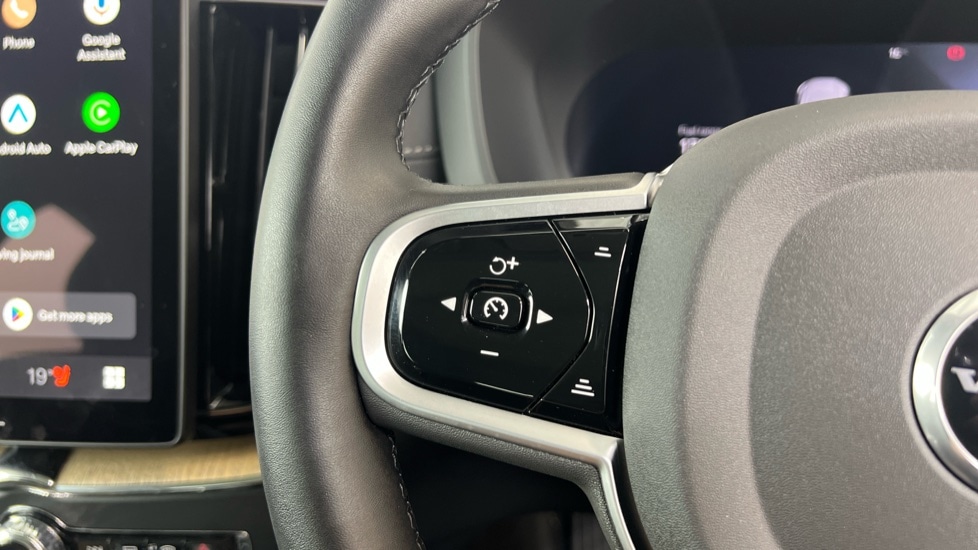 Used Volvo XC60 2025 for sale - 75967079: Photo 19