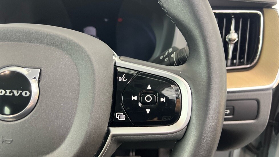 Used Volvo XC60 2025 for sale - 75967079: Photo 20