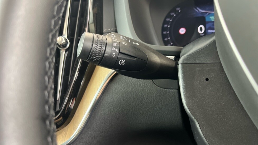 Used Volvo XC60 2025 for sale - 75967079: Photo 21