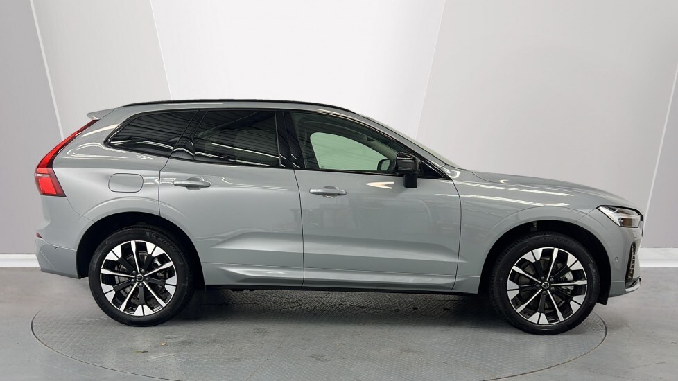 Used Volvo XC60 2025 for sale - 75967079: Photo 3