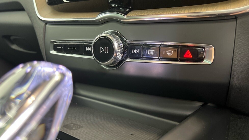 Used Volvo XC60 2025 for sale - 75967079: Photo 35