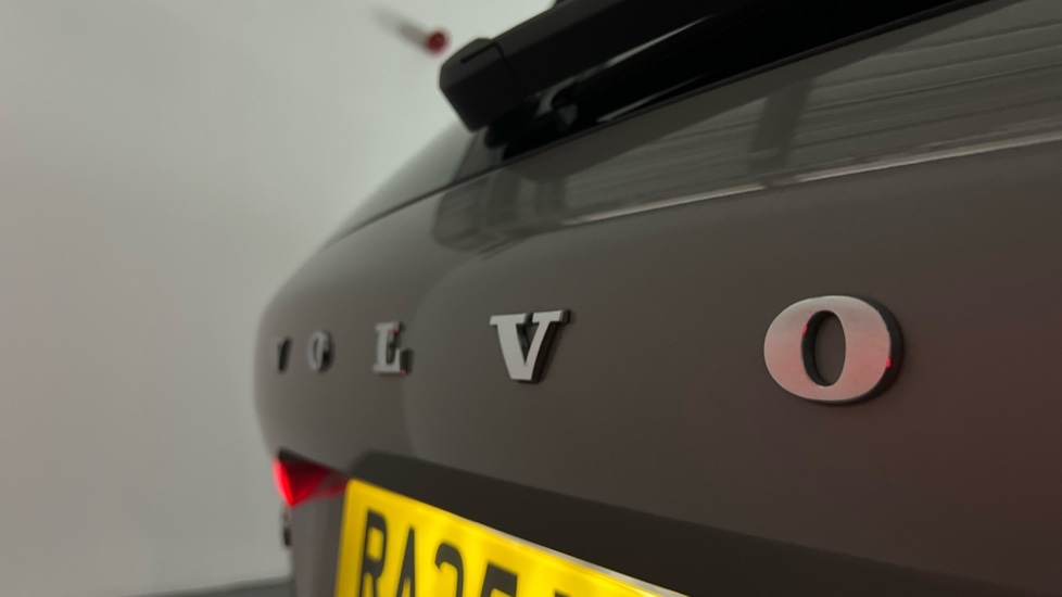 Used Volvo XC60 2025 for sale - 75967079: Photo 39