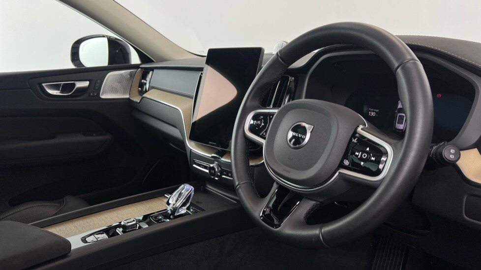 Used Volvo XC60 2025 for sale - 75967079: Photo 4