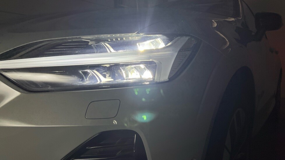 Used Volvo XC60 2025 for sale - 75967079: Photo 44