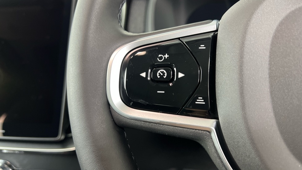 Used Volvo XC90 2025 for sale - 77071045: Photo 19