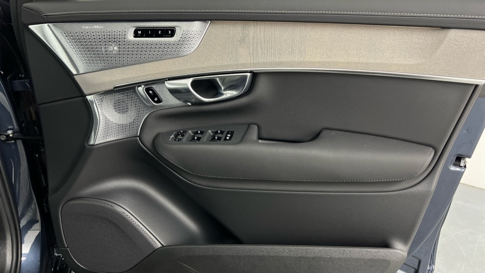 Used Volvo XC90 2025 for sale - 77071045: Photo 27