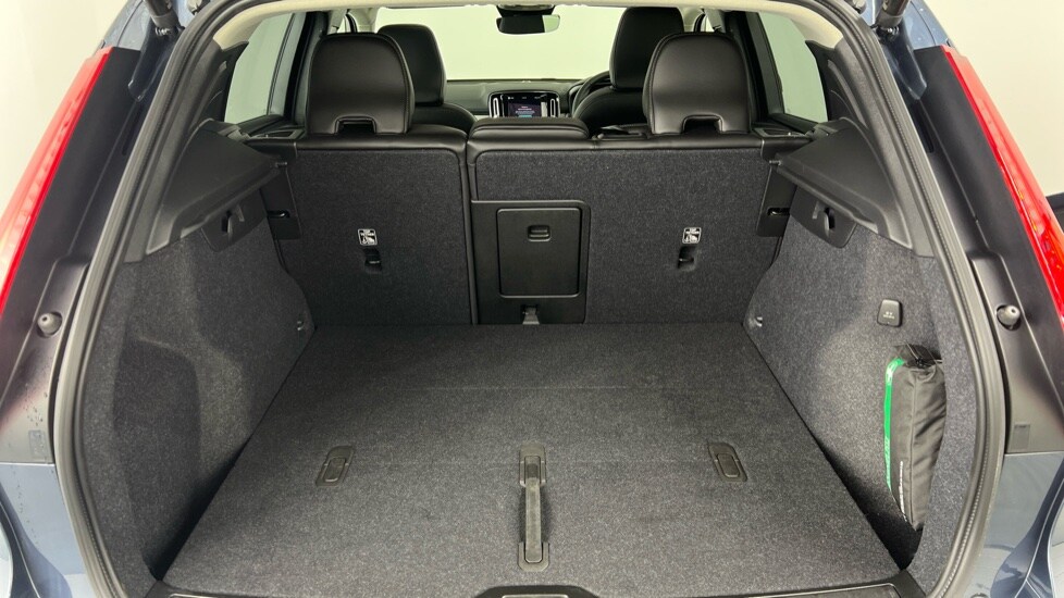 Used Volvo XC40 2025 for sale - 78074357: Photo 13