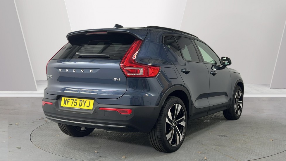Used Volvo XC40 2025 for sale - 78074357: Photo 2
