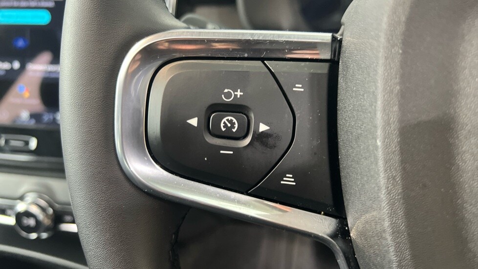 Used Volvo XC40 2025 for sale - 78074357: Photo 20