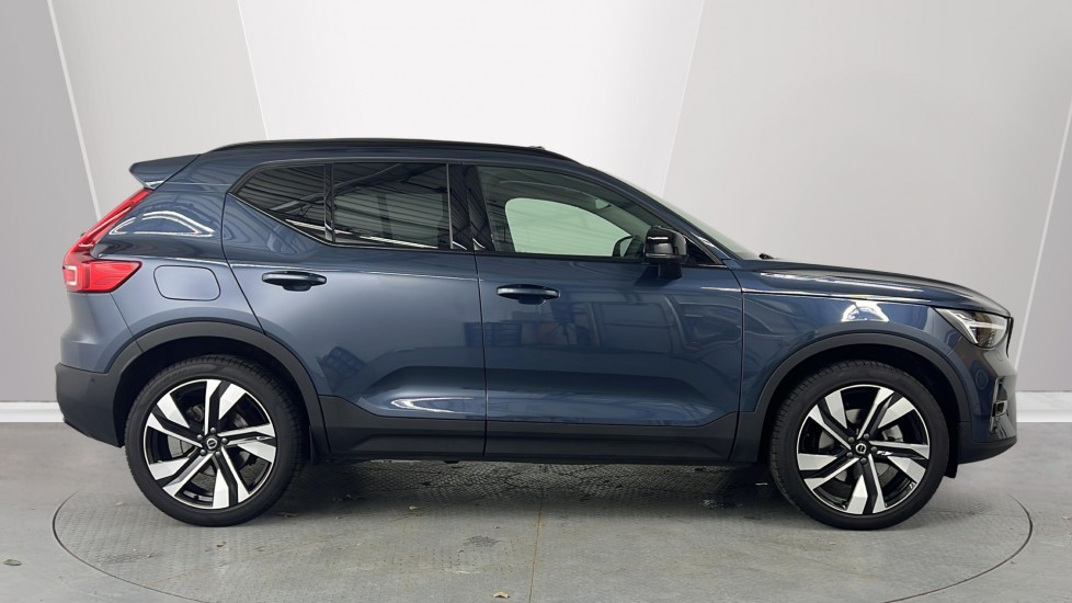 Used Volvo XC40 2025 for sale - 78074357: Photo 3