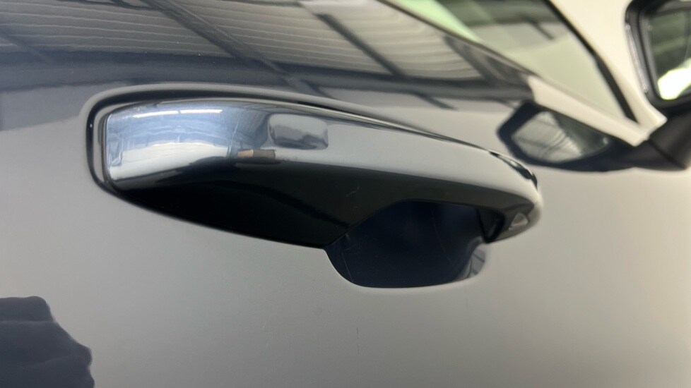 Used Volvo XC40 2025 for sale - 78074357: Photo 38