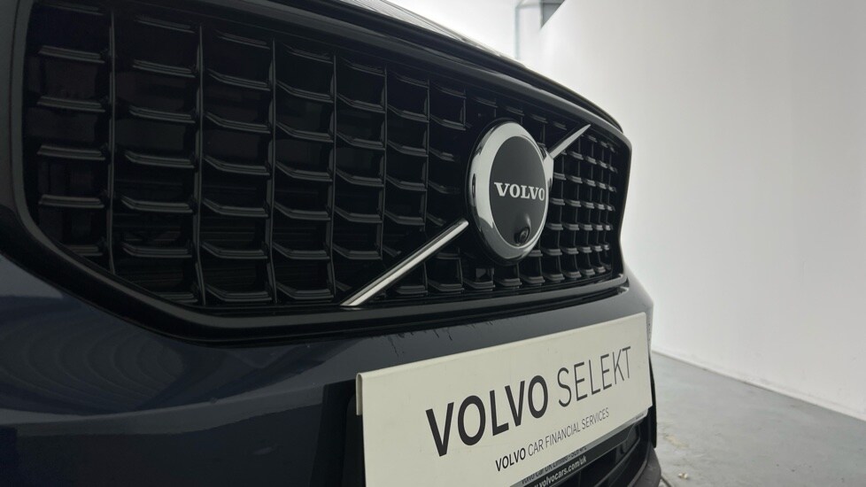 Used Volvo XC40 2025 for sale - 78074357: Photo 41