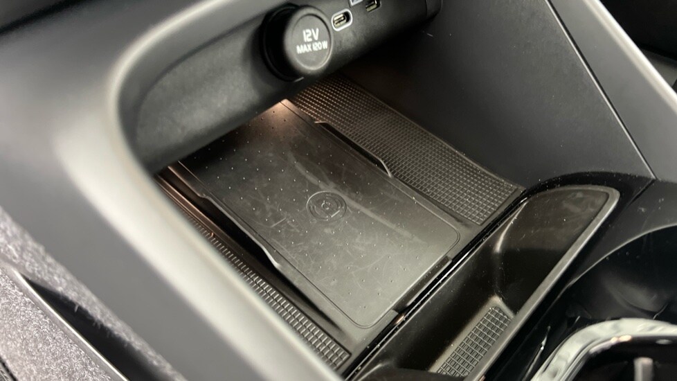 Used Volvo XC40 2025 for sale - 78074357: Photo 46