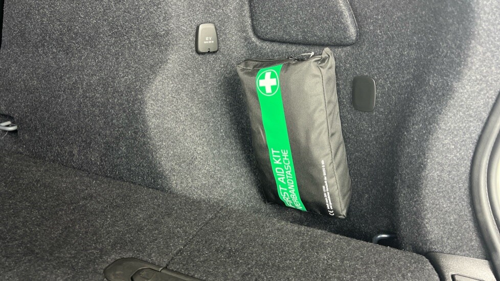 Used Volvo XC40 2025 for sale - 78074357: Photo 48