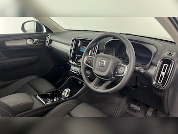 Used Volvo XC40 2025 for sale - 78074357: Photo