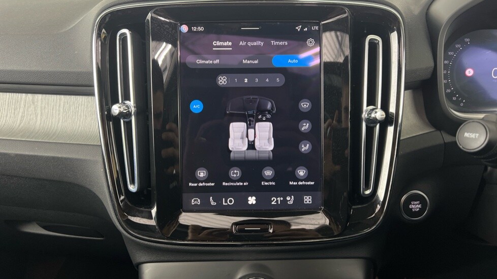 Used Volvo XC40 2025 for sale - 78074357: Photo 55