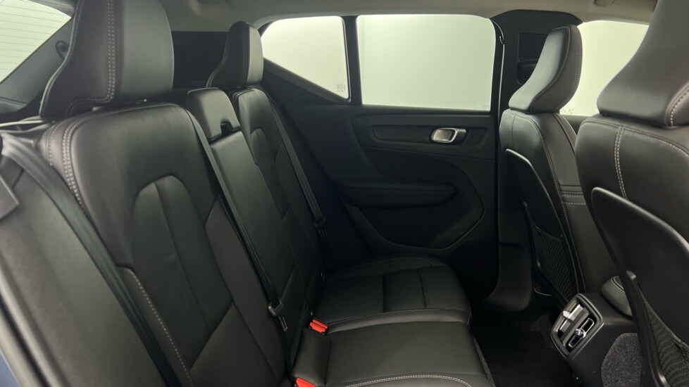 Used Volvo XC40 2025 for sale - 78074357: Photo 6